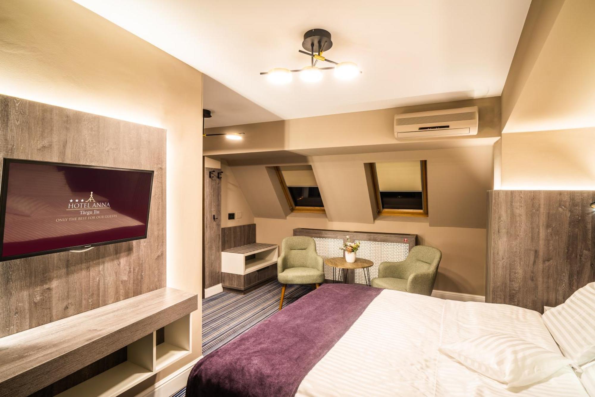 Hotel Anna Târgu Jiu Zewnętrze zdjęcie