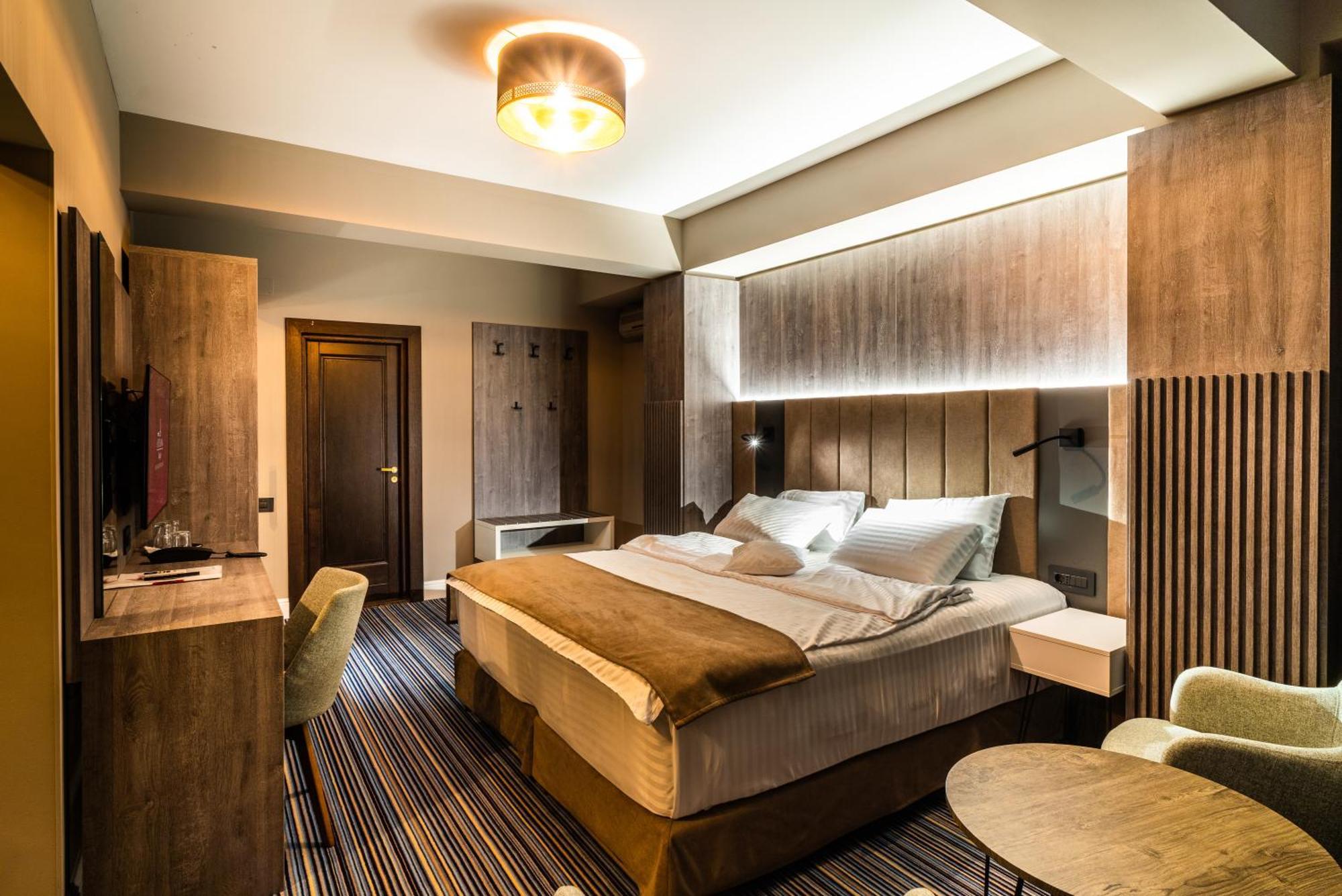 Hotel Anna Târgu Jiu Zewnętrze zdjęcie