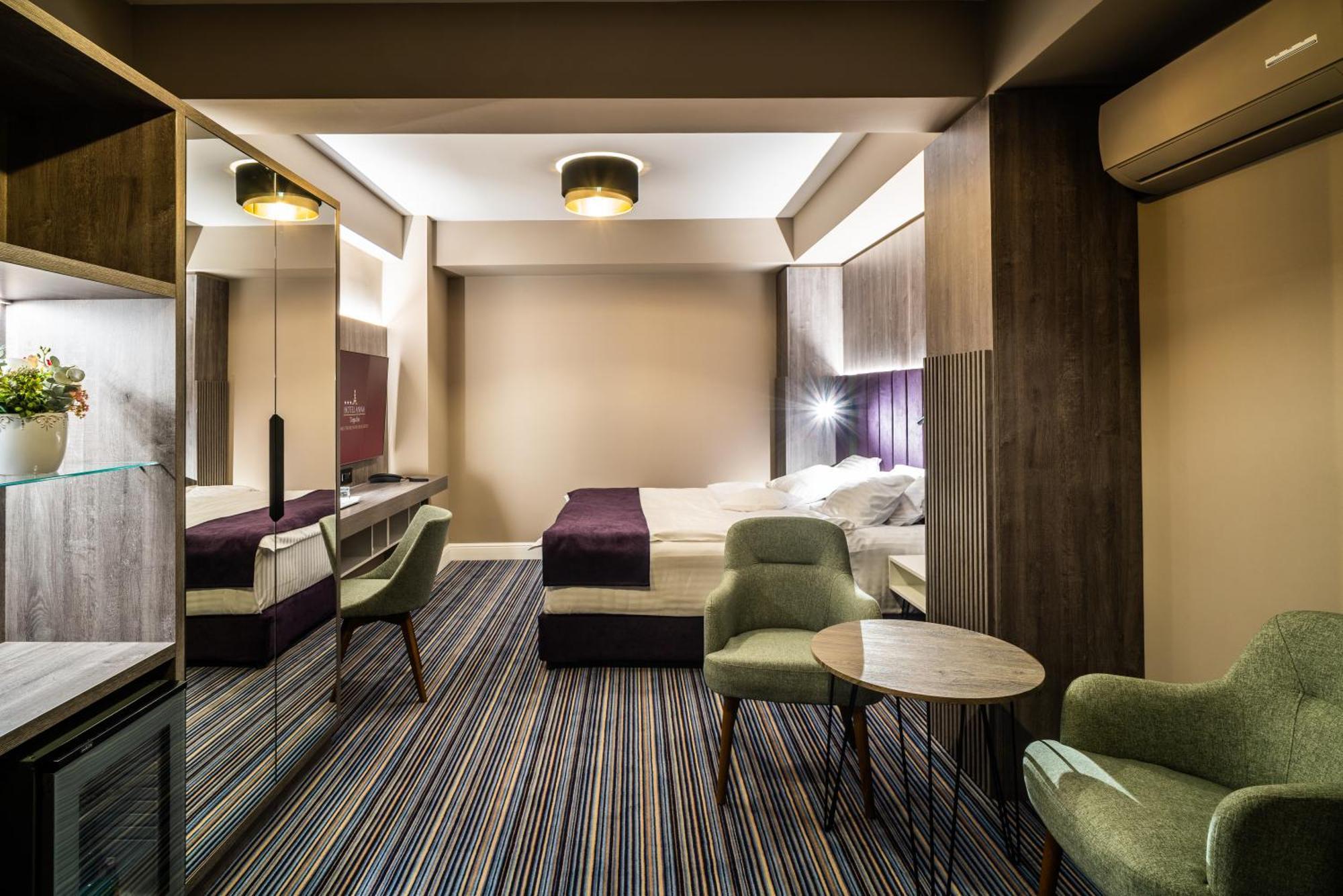 Hotel Anna Târgu Jiu Zewnętrze zdjęcie
