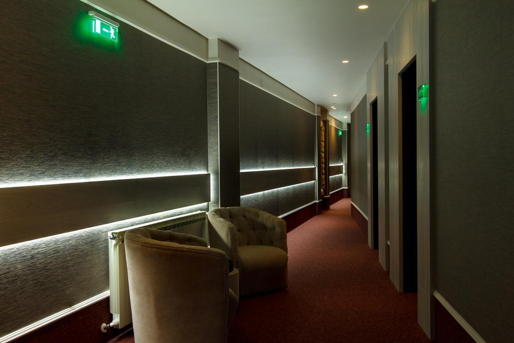Hotel Anna Târgu Jiu Zewnętrze zdjęcie