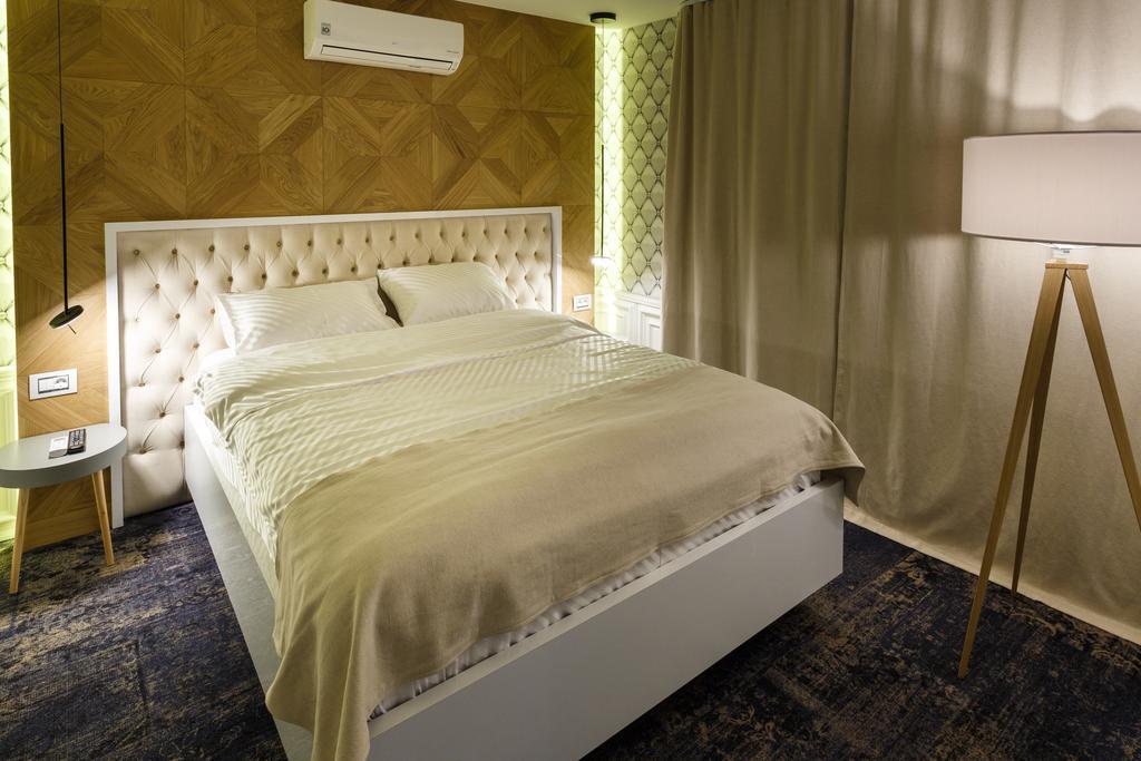 Hotel Anna Târgu Jiu Zewnętrze zdjęcie
