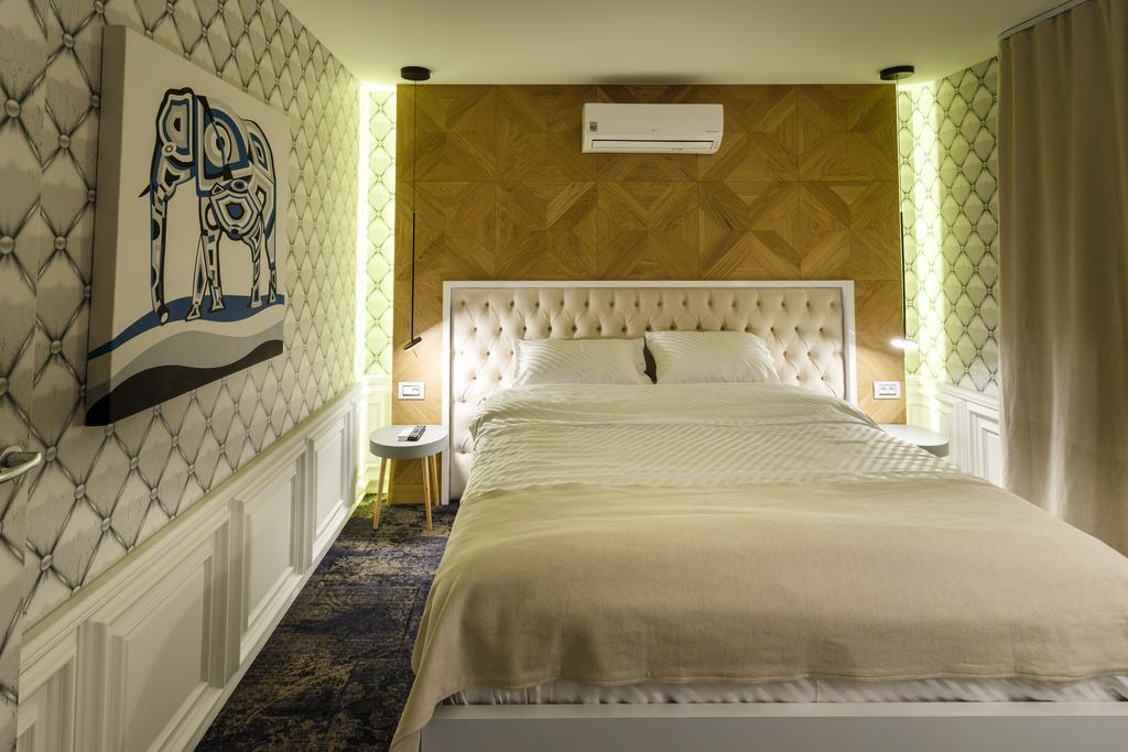 Hotel Anna Târgu Jiu Zewnętrze zdjęcie