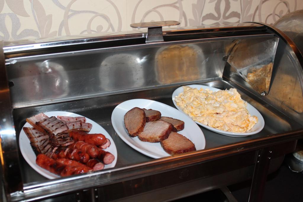 Hotel Anna Târgu Jiu Zewnętrze zdjęcie